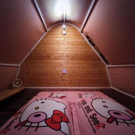 棚棚屋室內帳篷民宿inn Гаосюн Экстерьер фото