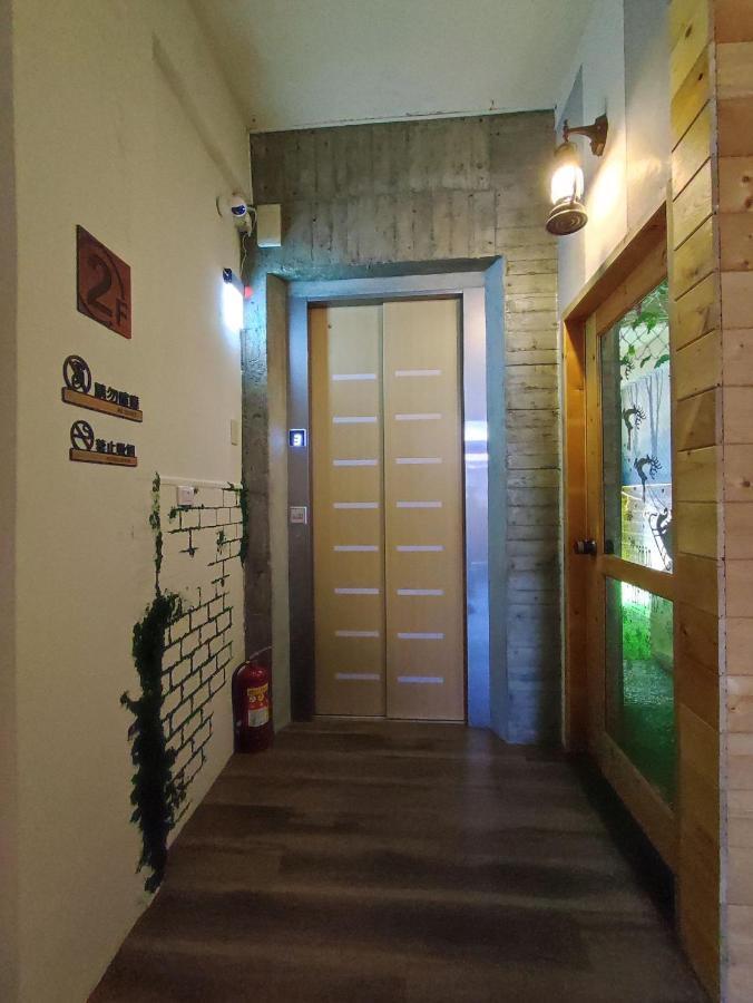 棚棚屋室內帳篷民宿inn Гаосюн Экстерьер фото